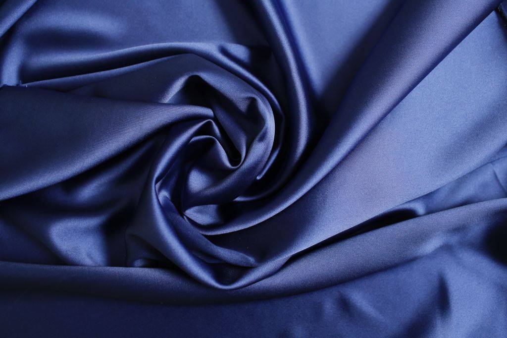 Какие ткани закупать оптом на 2026 год